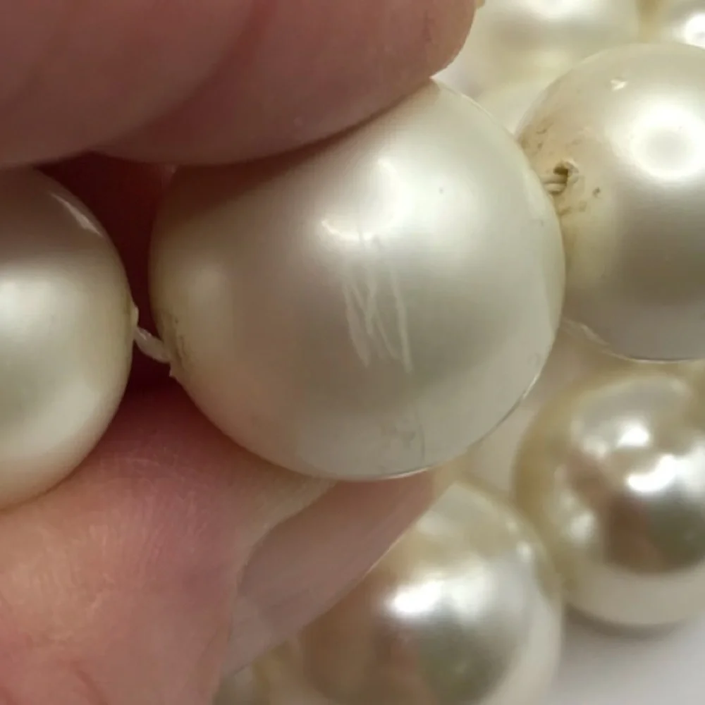 Elegant Triple Layer Faux Pearl Necklace - Picture 5 of 8